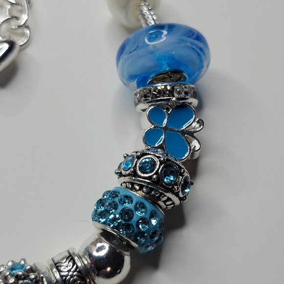 NWT Pandora Style Snake Chain Charm Bracelet Hearts Butterflies Aqua Blue Silver - Picture 6 of 7
